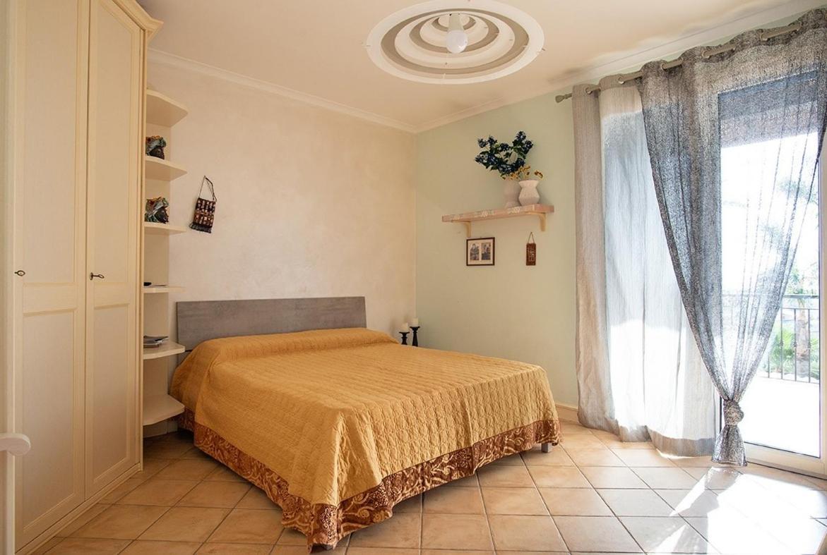 Sunset House Apartment ซานเลโอเน ภายนอก รูปภาพ